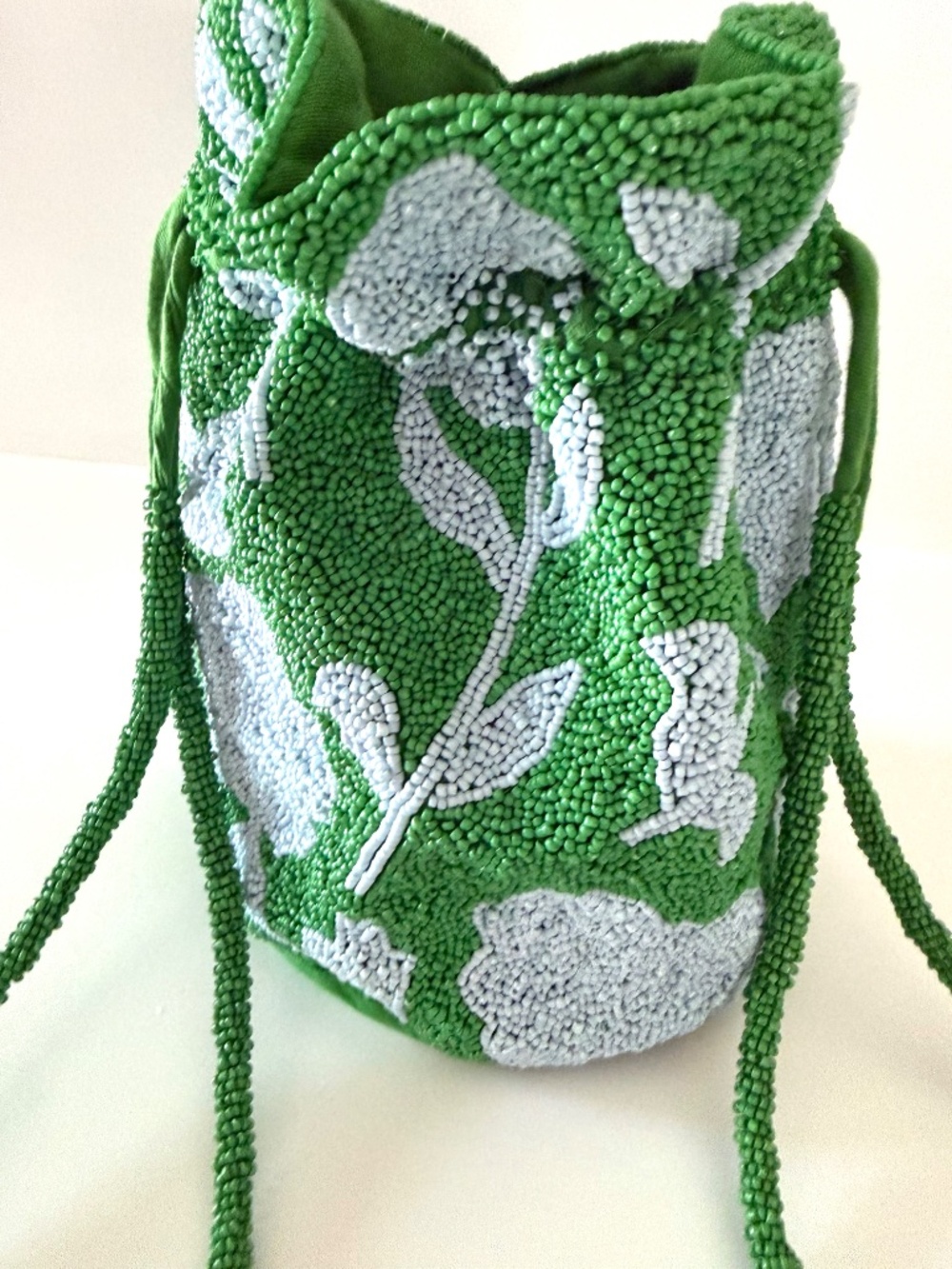 Kate Spade x Target Beaded Classic Rose Drawstring Bucket Purse - Picture 5 of 9